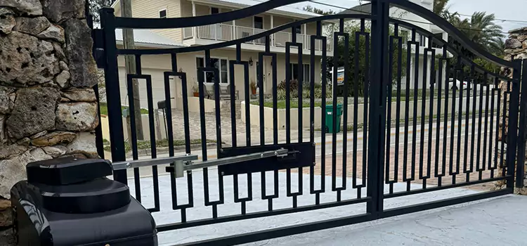 Swing Gate Opener with Keypad Beloit
